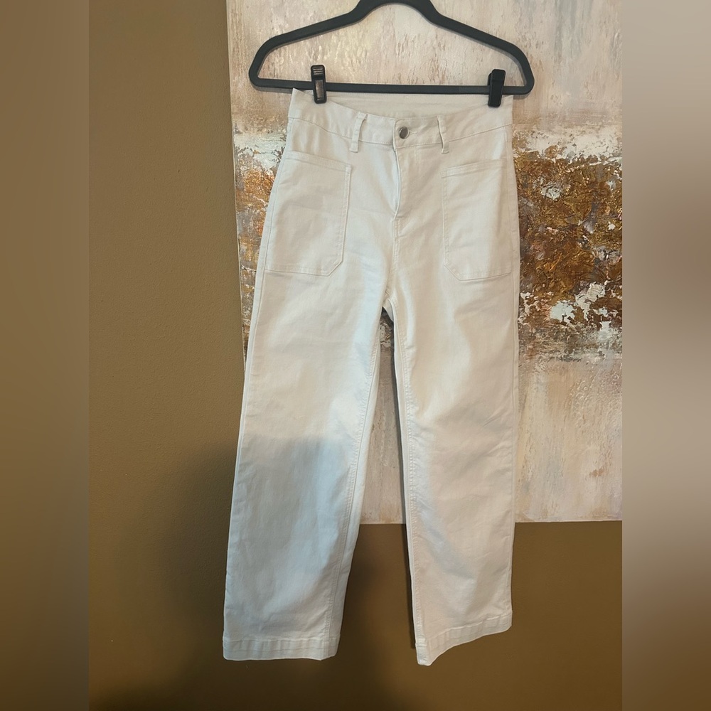 Women’s High Rise Wide Leg Jeans
